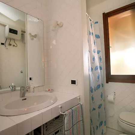 Holiday In Quartu Sant'elena 33685 Tatil Evi